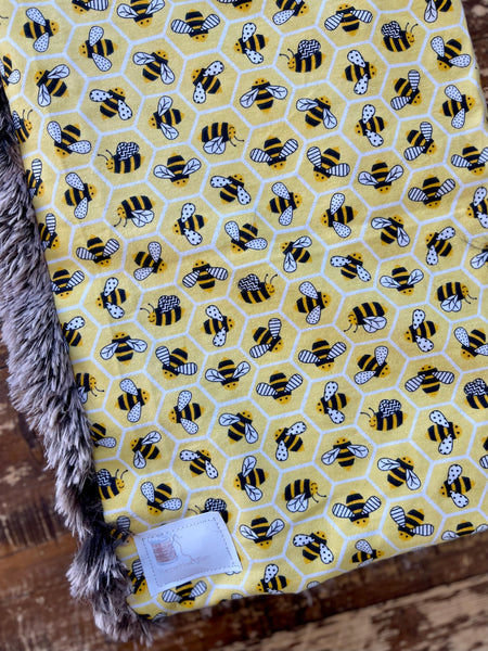Flannel Fur Bumble Bee Car Seat Blanket
